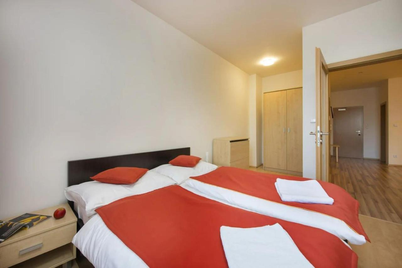 Hotel Spolcentrum Svit Eksteriør bilde