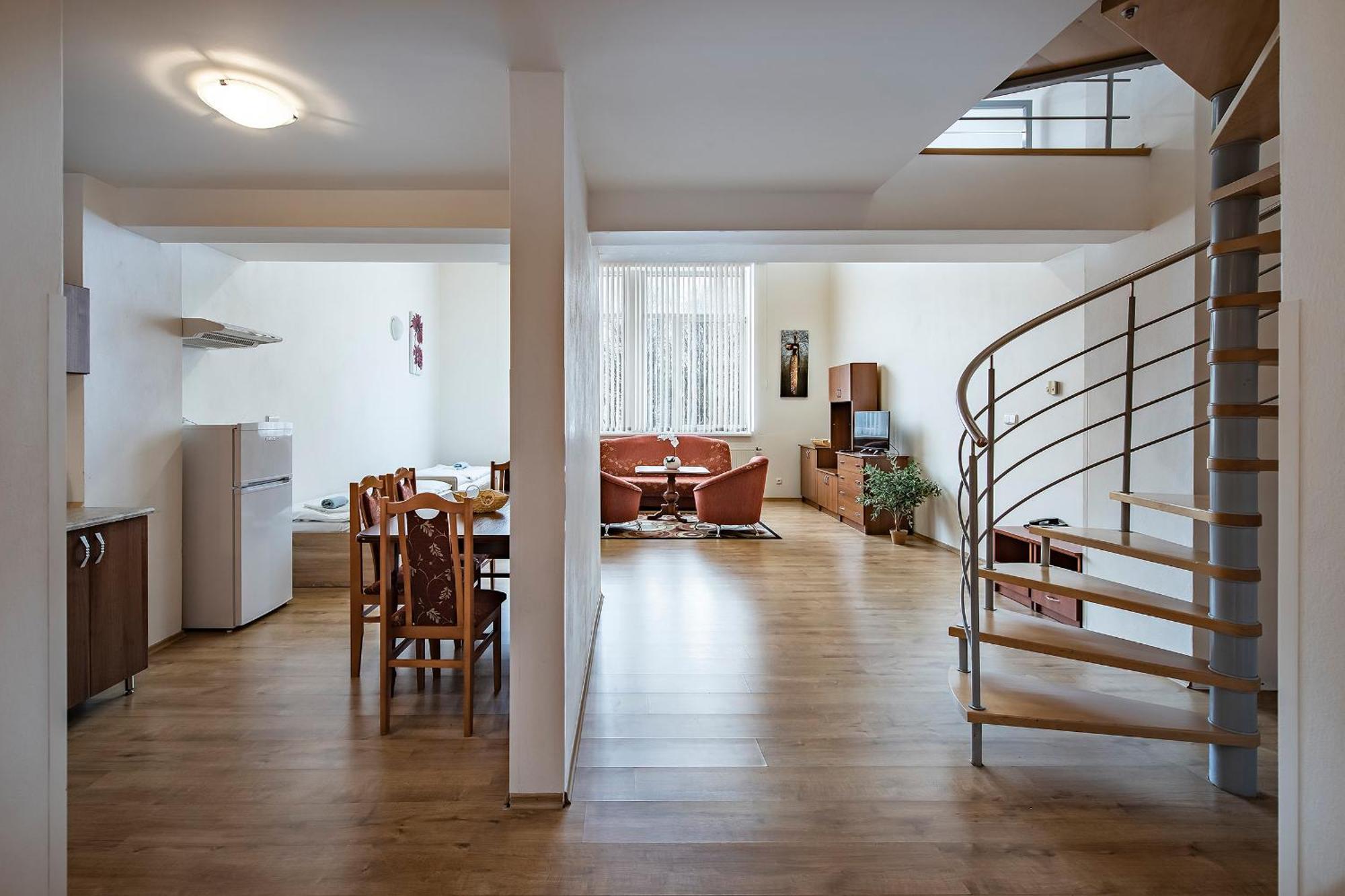 Hotel Spolcentrum Svit Eksteriør bilde