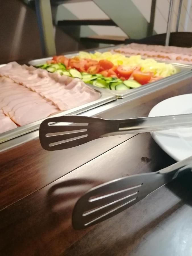 Hotel Spolcentrum Svit Eksteriør bilde